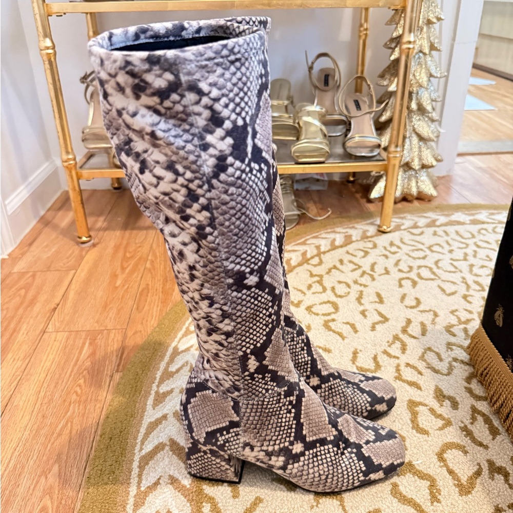 Steve Madden Dexie Slim Fit Knee High Block Heel Boot